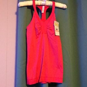 NEW Small Under Armour fitted pink racer back tank